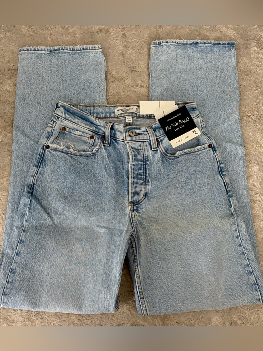 Abercrombie & Fitch Light Blue 90’s Baggy Curve Love Straight Leg Jeans